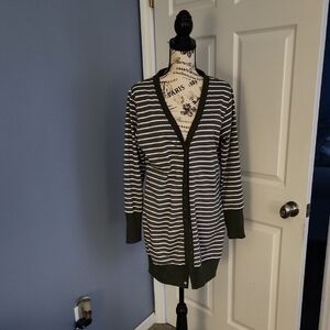 Chic Striped Cardigan in Green and White
